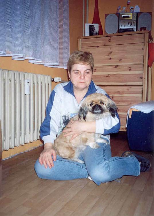 Popis: u mamky (jaro 2004)  